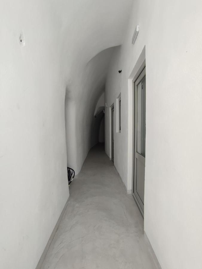 V D Fira Rooms מראה חיצוני תמונה