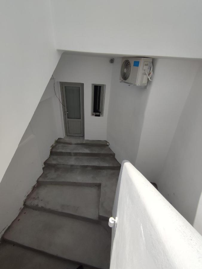 V D Fira Rooms מראה חיצוני תמונה