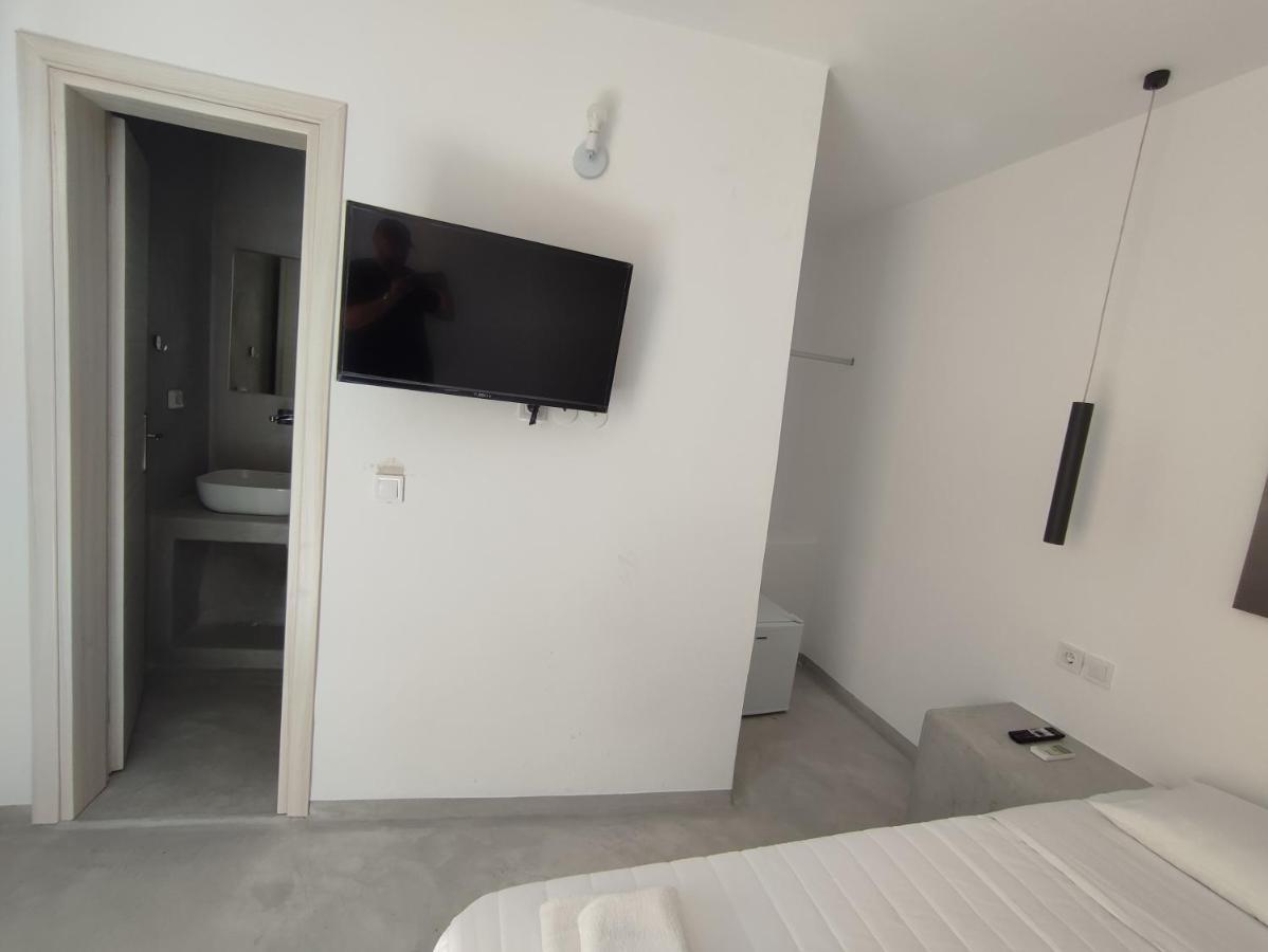 V D Fira Rooms מראה חיצוני תמונה